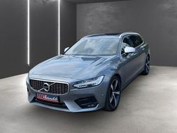 Grau Gebraucht 2017 Volvo V90 R-Design Kombi | 13.500 €