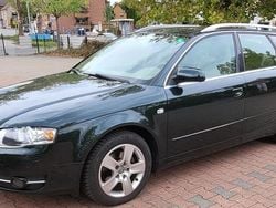Grün Gebraucht 2005 Audi A4 Kombi | 6.400 € (Teuer)
