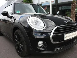 Schwarz Gebraucht 2016 Mini Cooper D Kleinwagen | 11.499 € (Fairer Preis)