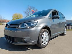 Grey metallic Gebraucht 2015 VW Touran Cup Van / Kleinbus | 8.999 € (Guter Preis)