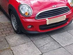 Rot Gebraucht 2010 Mini One D Kleinwagen | 3.650 € (Fairer Preis)