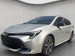 Metal oxide orange metallic/dach Neu 2025 Toyota Corolla Sport Kombi | 33.890 € (Guter Preis)