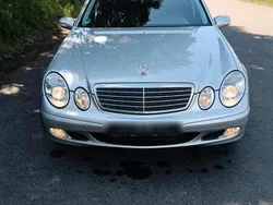 Grau Gebraucht 2003 Mercedes E200 Limousine | 5.250 € (Guter Preis)