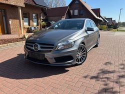 Grau Gebraucht 2013 Mercedes A200 AMG Limousine | 14.500 € (Fairer Preis)