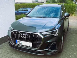 Grau Gebraucht 2022 Audi Q3 Sportback S-Line SUV | 35.750 € (Guter Preis)