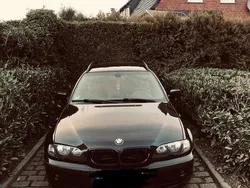 Schwarz Gebraucht 2004 BMW 320 Kombi | 1.500 € (Fairer Preis)