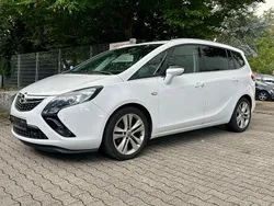 Weiß Gebraucht 2012 Opel Zafira Tourer Sport Van / Kleinbus | 4.700 € (Superpreis)