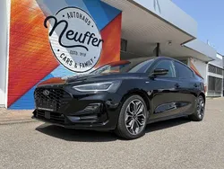 Obsidianschwarz Gebraucht 2024 Ford Focus ST-Line X Limousine | 26.990 € (Fairer Preis)