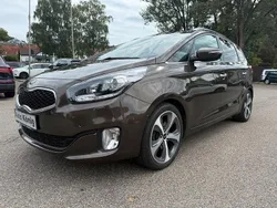 Braun Gebraucht 2016 Kia Carens Spirit Van / Kleinbus | 11.890 € (Etwas zu teuer)