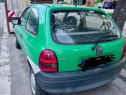 Grün Gebraucht 1998 Opel Corsa Kleinwagen | 750 € (Guter Preis)