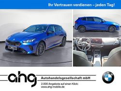 Blau Neu 2025 BMW M135 Performance Kleinwagen | 55.080 € (Etwas zu teuer)