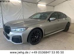 BMW 730