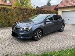 Grau Gebraucht 2019 Renault Mégane IV Bose Edition Limousine | 13.999 € (Fairer Preis)