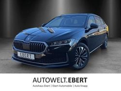 Schwarz Neu 2025 Skoda Superb Selection Kombi | 45.280 € (Guter Preis)