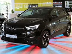 Schwarz Gebraucht 2019 Opel Grandland X Innovation SUV | 15.850 € (Fairer Preis)