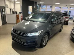 Grau Gebraucht 2022 VW Touran R-line Van / Kleinbus | 32.900 € (Fairer Preis)