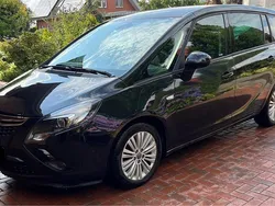 Schwarz Gebraucht 2016 Opel Zafira Van / Kleinbus | 7.980 € (Guter Preis)