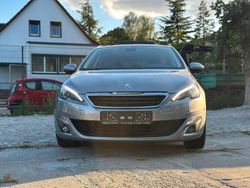 Grau Gebraucht 2016 Peugeot 308 Allure Kombi | 10.399 € (Fairer Preis)
