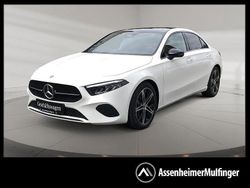 Weiss unilack polarweiss Gebraucht 2025 Mercedes A200 Limousine | 36.980 €