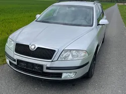 Silber Gebraucht 2005 Skoda Octavia Ambiente Kombi | 4.500 € (Teuer)
