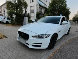 Weiß Gebraucht 2016 Jaguar XE Pure Limousine | 9.200 € (Fairer Preis)