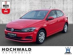 Rot Gebraucht 2019 VW Polo Comfortline Limousine | 12.330 € (Guter Preis)