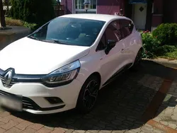 Weiß Gebraucht 2018 Renault Clio IV Bose Edition Kleinwagen | 9.900 € (Etwas zu teuer)