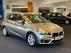 Silber Gebraucht 2015 BMW 218 Active Tourer Basis Van / Kleinbus | 15.350 € (Fairer Preis)