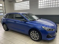 Blau Gebraucht 2018 Hyundai i30 Passion Plus Kombi | 10.100 € (Guter Preis)
