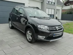 Schwarz Gebraucht 2015 Dacia Sandero Prestige Kleinwagen | 7.900 € (Fairer Preis)