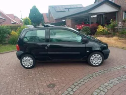 Schwarz Gebraucht 2005 Renault Twingo Kleinwagen | 1.000 € (Fairer Preis)