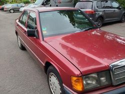 Schwarz Gebraucht 1991 Mercedes 190 Limousine | 2.950 €