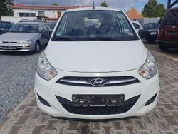 Weiß Gebraucht 2012 Hyundai i10 Style Kleinwagen | 2.900 € (Fairer Preis)