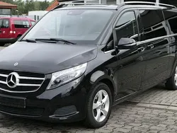 Schwarz Gebraucht 2018 Mercedes V250 Avantgarde Van / Kleinbus | 27.990 € (Teuer)