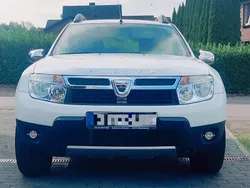 Weiß Gebraucht 2012 Dacia Duster SUV | 5.600 € (Fairer Preis)