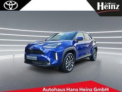 Nachtblau mica metallic Gebraucht 2022 Toyota Yaris Hybrid Connect Style | 23.450 € (Fairer Preis)