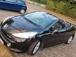 Schwarz Gebraucht 2008 Peugeot 207 CC Platinum Cabrio | 3.700 € (Fairer Preis)