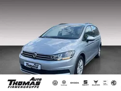 Oyster silver metallic Gebraucht 2024 VW Touran Comfortline Van / Kleinbus | 30.580 € (Fairer Preis)