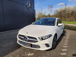 Polarweiß Gebraucht 2021 Mercedes A250 Limousine | 28.500 € (Fairer Preis)