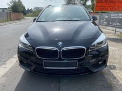 Black sapphire metallic Gebraucht 2016 BMW 218 Advantage Van / Kleinbus | 13.500 € (Etwas zu teuer)