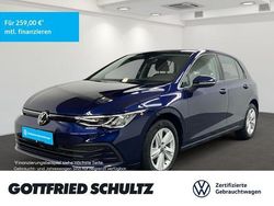 Blau Gebraucht 2021 VW Golf VIII Life Limousine | 21.690 € (Fairer Preis)
