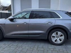 Gebraucht 2019 Audi e-tron SUV | 27.000 € (Fairer Preis)