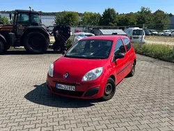 Rot Gebraucht 2009 Renault Twingo Authentique Kleinwagen | 1.300 € (Fairer Preis)