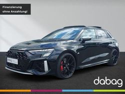 Mythosschwarz metallic Gebraucht 2024 Audi RS3 Sport Kleinwagen | 59.975 € (Guter Preis)