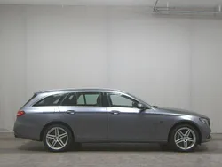 Selenitgrau metallic Gebraucht 2020 Mercedes E300 Avantgarde Kombi | 19.980 € (Superpreis)