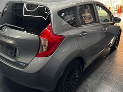 Grau Gebraucht 2014 Nissan Note Acenta Limousine | 4.499 € (Etwas zu teuer)