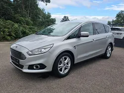 Polarsilber metallic Gebraucht 2016 Ford S-MAX Titanium Van / Kleinbus | 7.890 € (Superpreis)