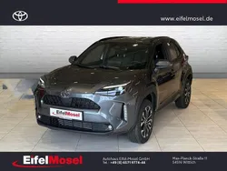 Grau Neu 2025 Toyota Yaris Cross SUV | 29.960 € (Fairer Preis)