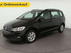 Deep black Gebraucht 2022 VW Touran Comfortline Van / Kleinbus | 27.460 € (Guter Preis)