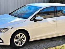 Weiß Gebraucht 2021 VW Golf VIII Life Limousine | 17.990 € (Fairer Preis)